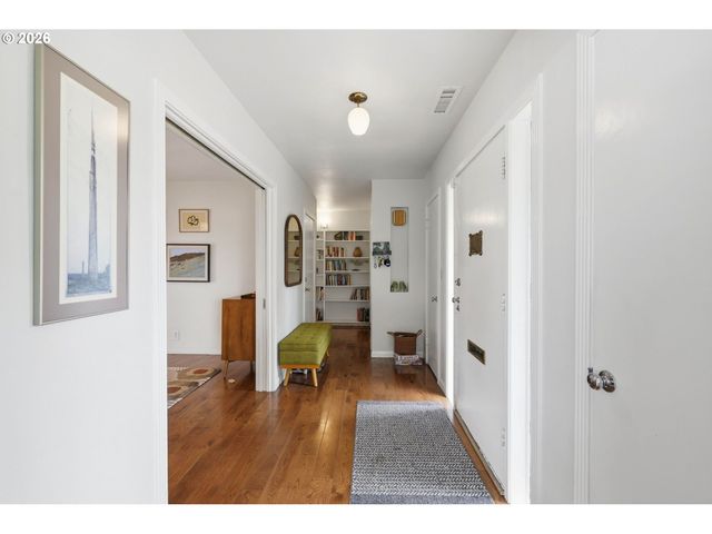 28 W 22nd Ave, Eugene, OR 97405