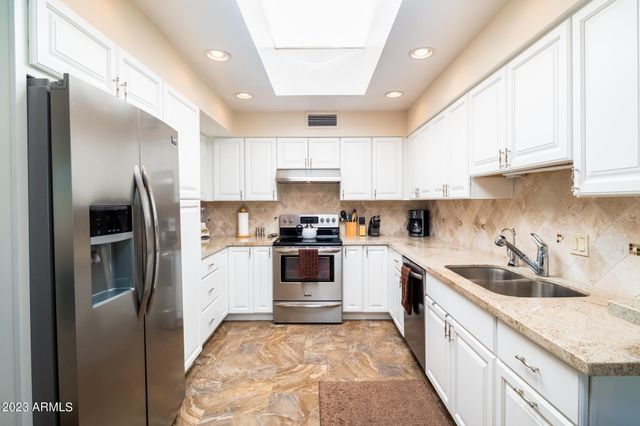 7270 E LOMA Lane, Scottsdale, AZ 85258