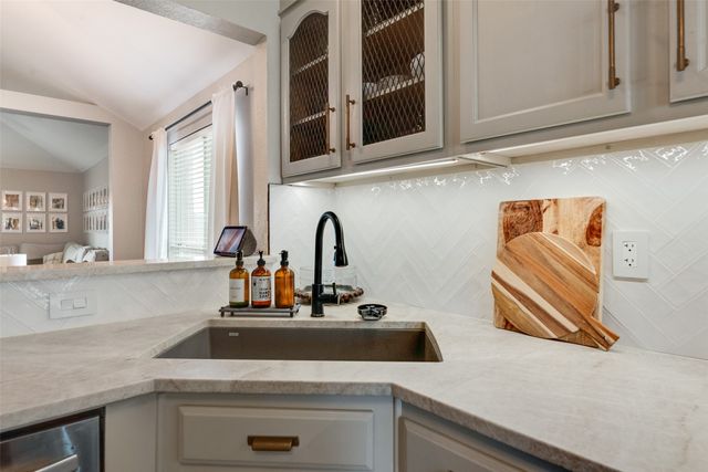 300 Meadow View Lane, Anna, TX 75409