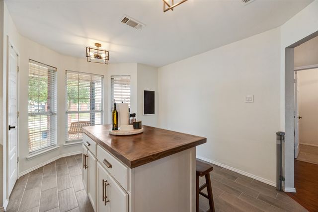 300 Meadow View Lane, Anna, TX 75409