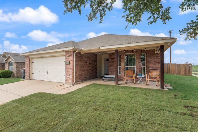 300 Meadow View Lane, Anna, TX 75409