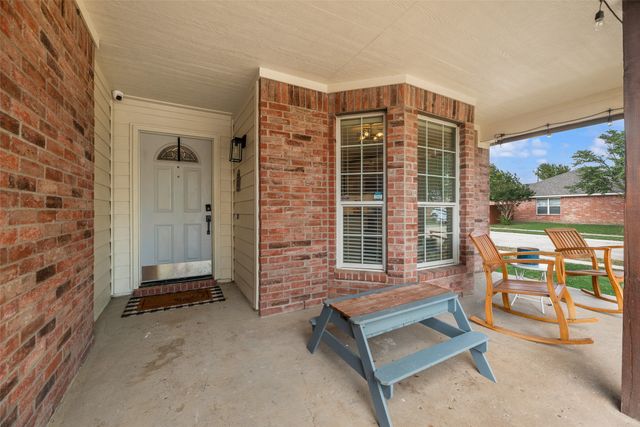 300 Meadow View Lane, Anna, TX 75409