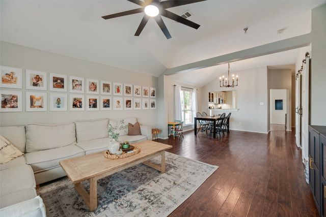 300 Meadow View Lane, Anna, TX 75409