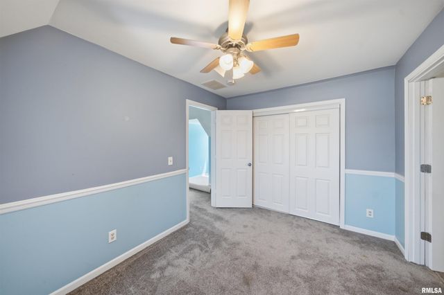 126 S COLUMBUS Street, North Pekin, IL 61554