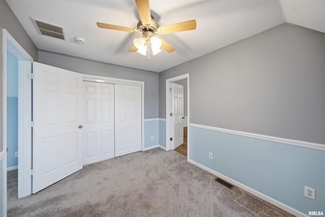 126 S COLUMBUS Street, North Pekin, IL 61554