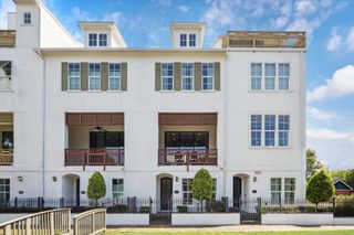 2706 Harvard Street, Houston, TX 77008