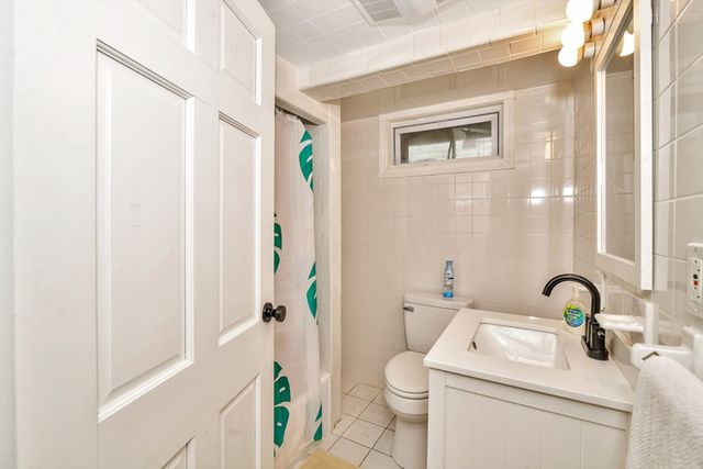 15 Union Avenue, Milton, MA 02186