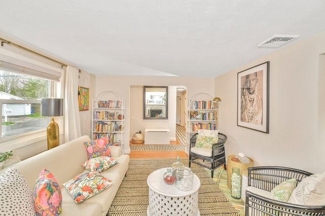 15 Union Avenue, Milton, MA 02186
