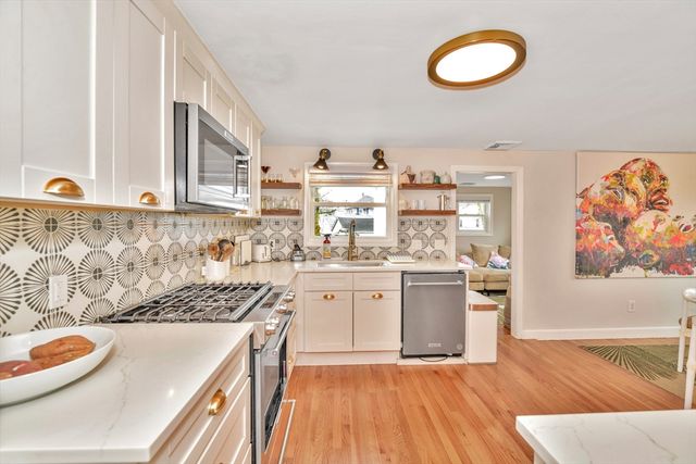 15 Union Avenue, Milton, MA 02186