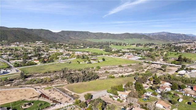 25070 Hayes Avenue, Murrieta, CA 92562