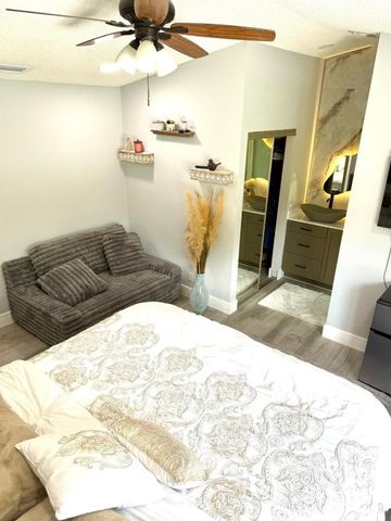 22454 Cypress Wood Lane, Boca Raton, FL 33428