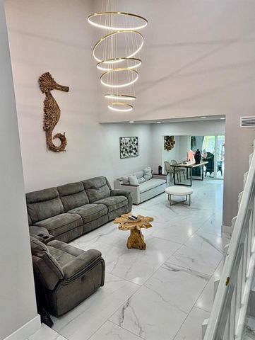 22454 Cypress Wood Lane, Boca Raton, FL 33428