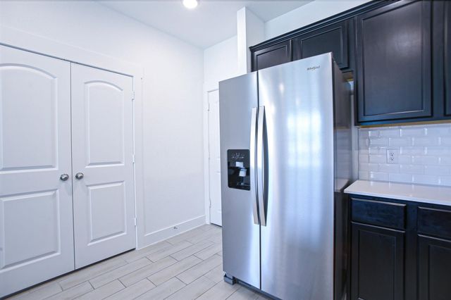 2234 Memory Oaks Drive, Tomball, TX 77375
