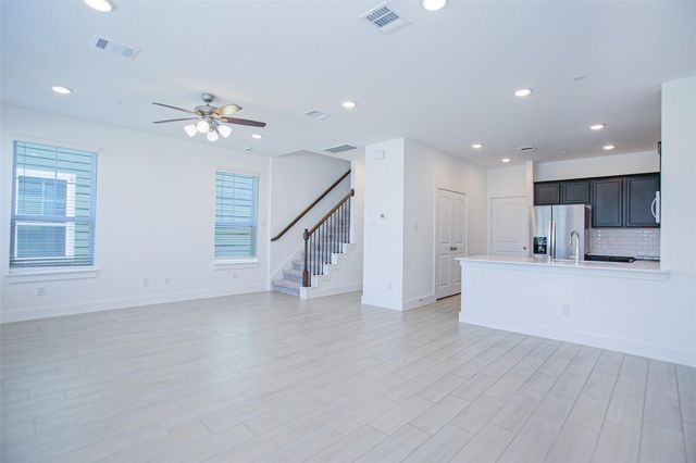 2234 Memory Oaks Drive, Tomball, TX 77375