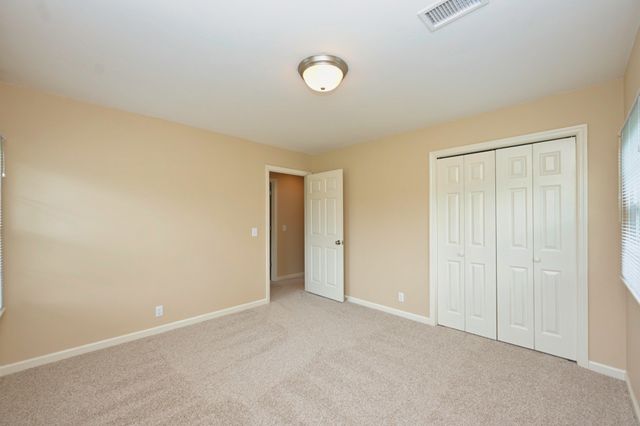 100 Applewood Ct, Hendersonville, TN 37075