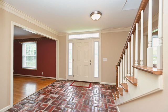 100 Applewood Ct, Hendersonville, TN 37075