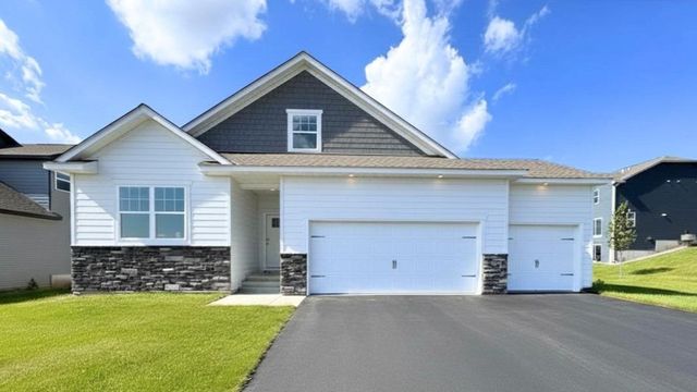 918 Foxglove Terrace, Waconia, MN 55387
