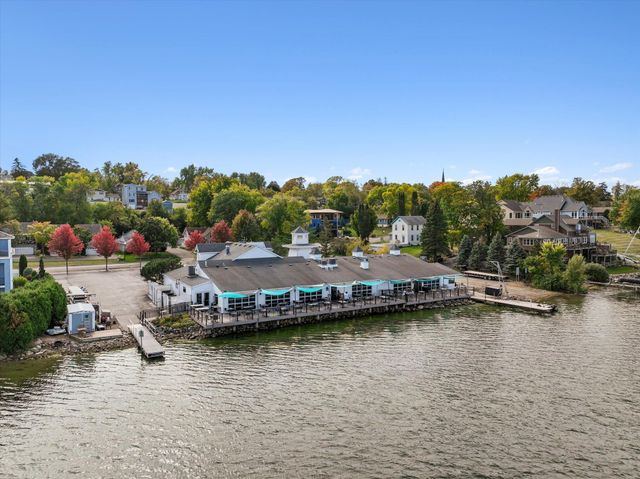 918 Foxglove Terrace, Waconia, MN 55387