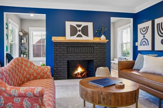 39 Walnut Cres, Montclair Twp., NJ 07042