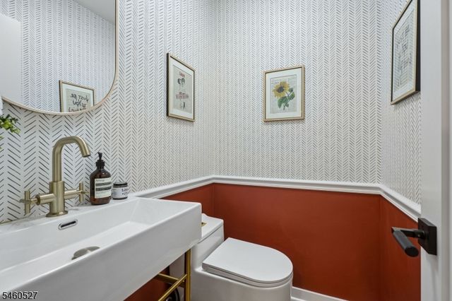 39 Walnut Cres, Montclair Twp., NJ 07042