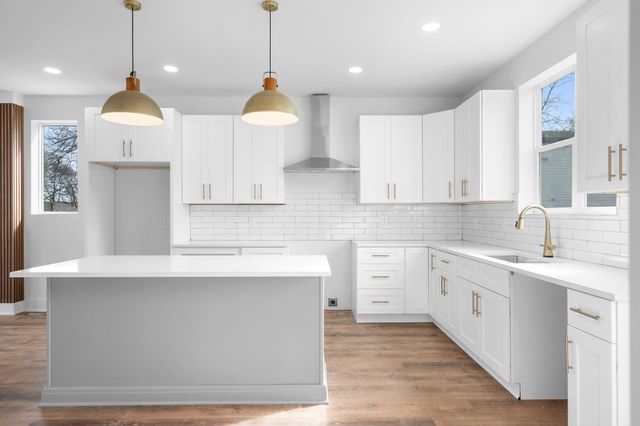 3121 River Dr, Nashville, TN 37218