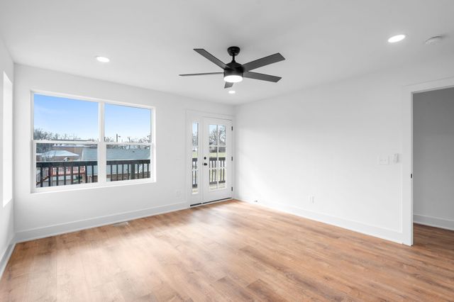 3121 River Dr, Nashville, TN 37218