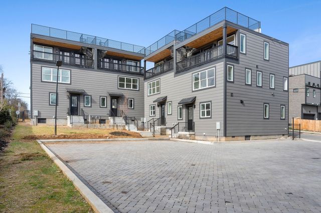 3121 River Dr, Nashville, TN 37218