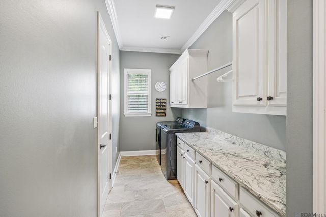 27605 Patterson Rd, Springfield, LA 70462