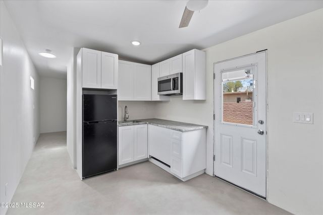 1915 E Lind Road, Tucson, AZ 85719