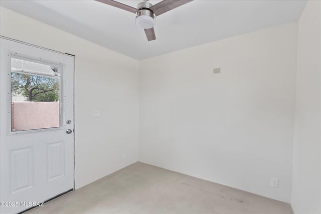 1915 E Lind Road, Tucson, AZ 85719