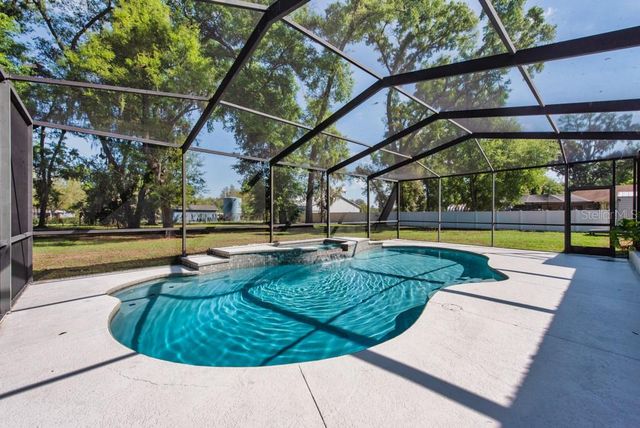 5318 LENOIR COURT, Plant City, FL 33566