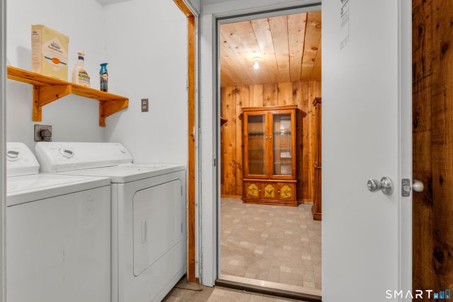 11 Autumn Lane, Clinton, CT 06413