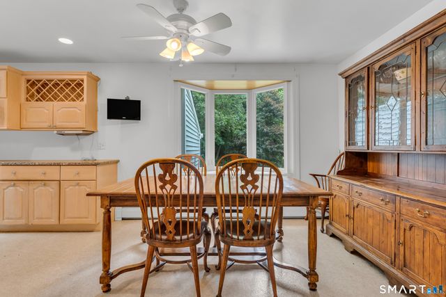 11 Autumn Lane, Clinton, CT 06413