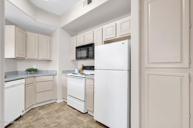 13700 N FOUNTAIN HILLS Boulevard 157, Fountain Hills, AZ 85268