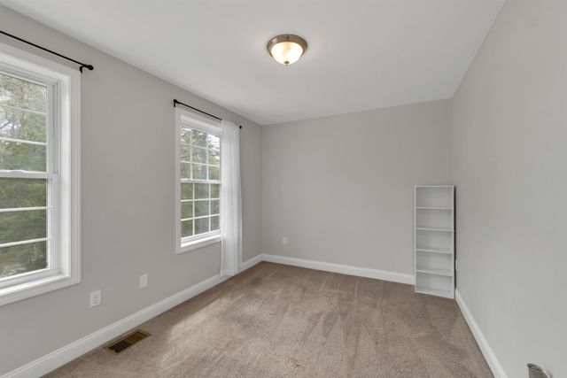 17 Blueberry Hill Road, Raymond, NH 03077