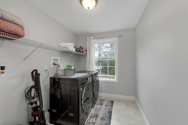 17 Blueberry Hill Road, Raymond, NH 03077