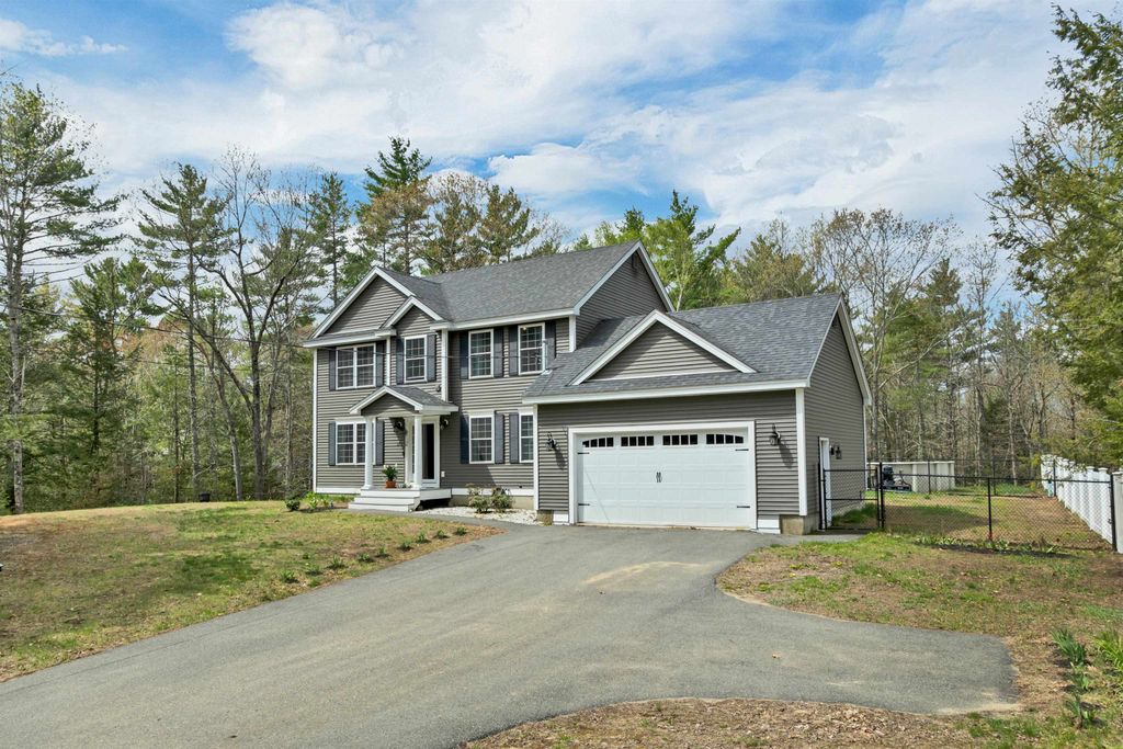 17 Blueberry Hill Road, Raymond, NH 03077