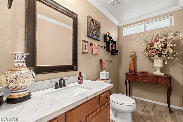 7036 Tidelands Park Court, Las Vegas, NV 89166