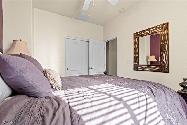 7036 Tidelands Park Court, Las Vegas, NV 89166