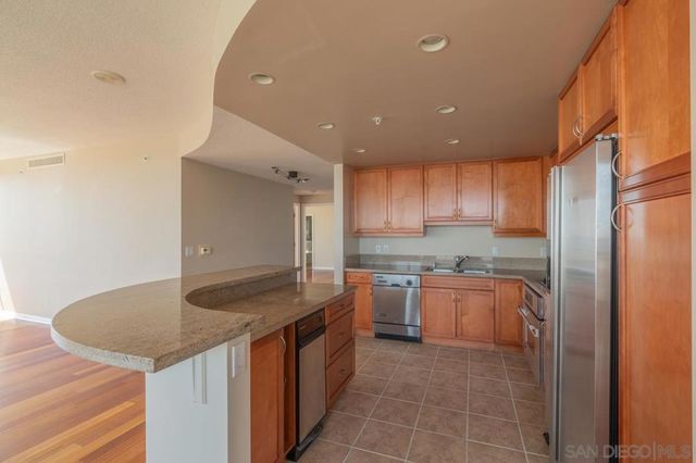 510 1st Ave 1504, San Diego, CA 92101