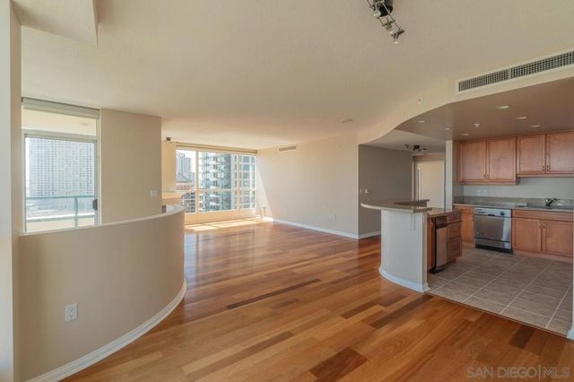 510 1st Ave 1504, San Diego, CA 92101