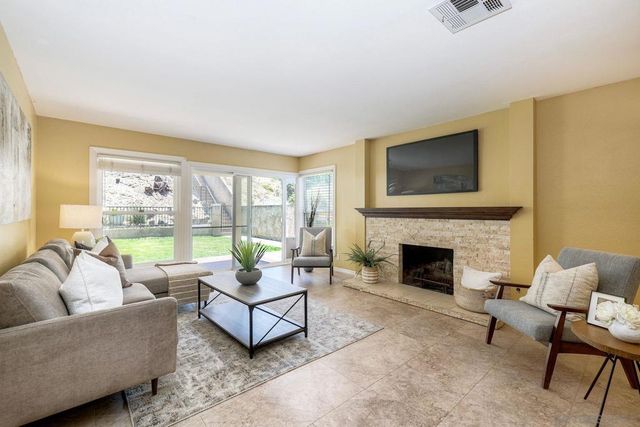 9430 Palomino Ridge, Lakeside, CA 92040