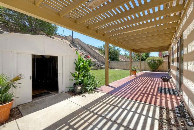 9430 Palomino Ridge, Lakeside, CA 92040