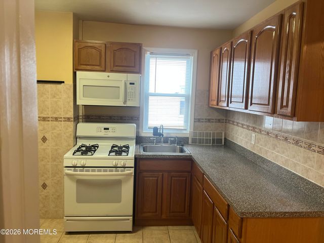 44 High Street, New Brunswick, NJ 08901