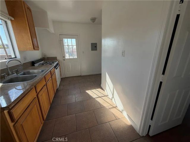 358 Magnolia Avenue C, Glendale, CA 91204