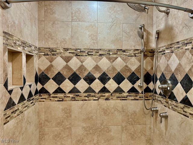 4004 Powell Street, Parkersburg, WV 26104