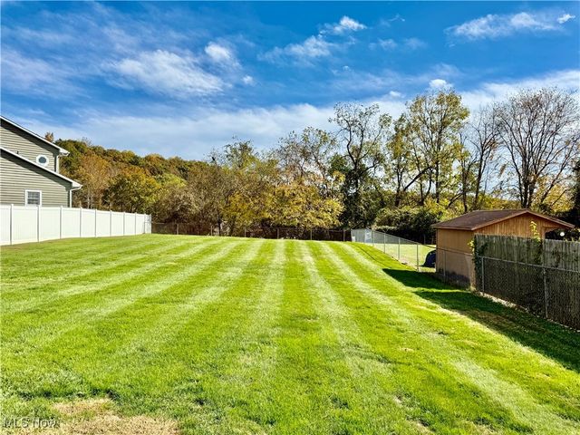 4004 Powell Street, Parkersburg, WV 26104