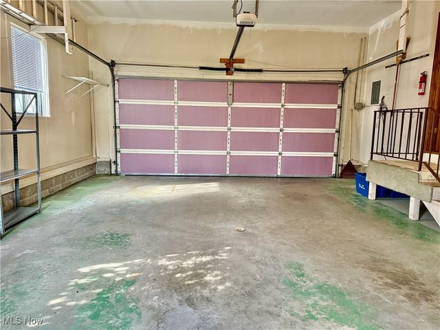 4004 Powell Street, Parkersburg, WV 26104