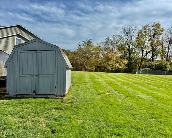 4004 Powell Street, Parkersburg, WV 26104