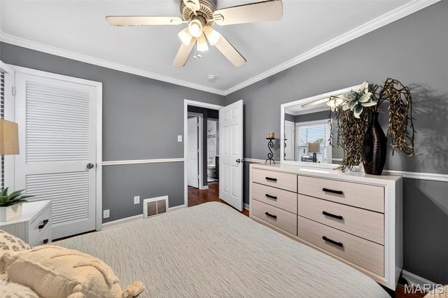 10732 Saint Francis Lane, St Ann, MO 63074